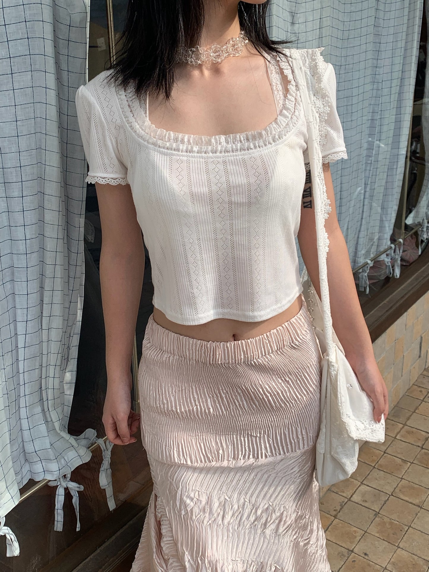 Lace Round-neck White Short-sleeved T-shirt