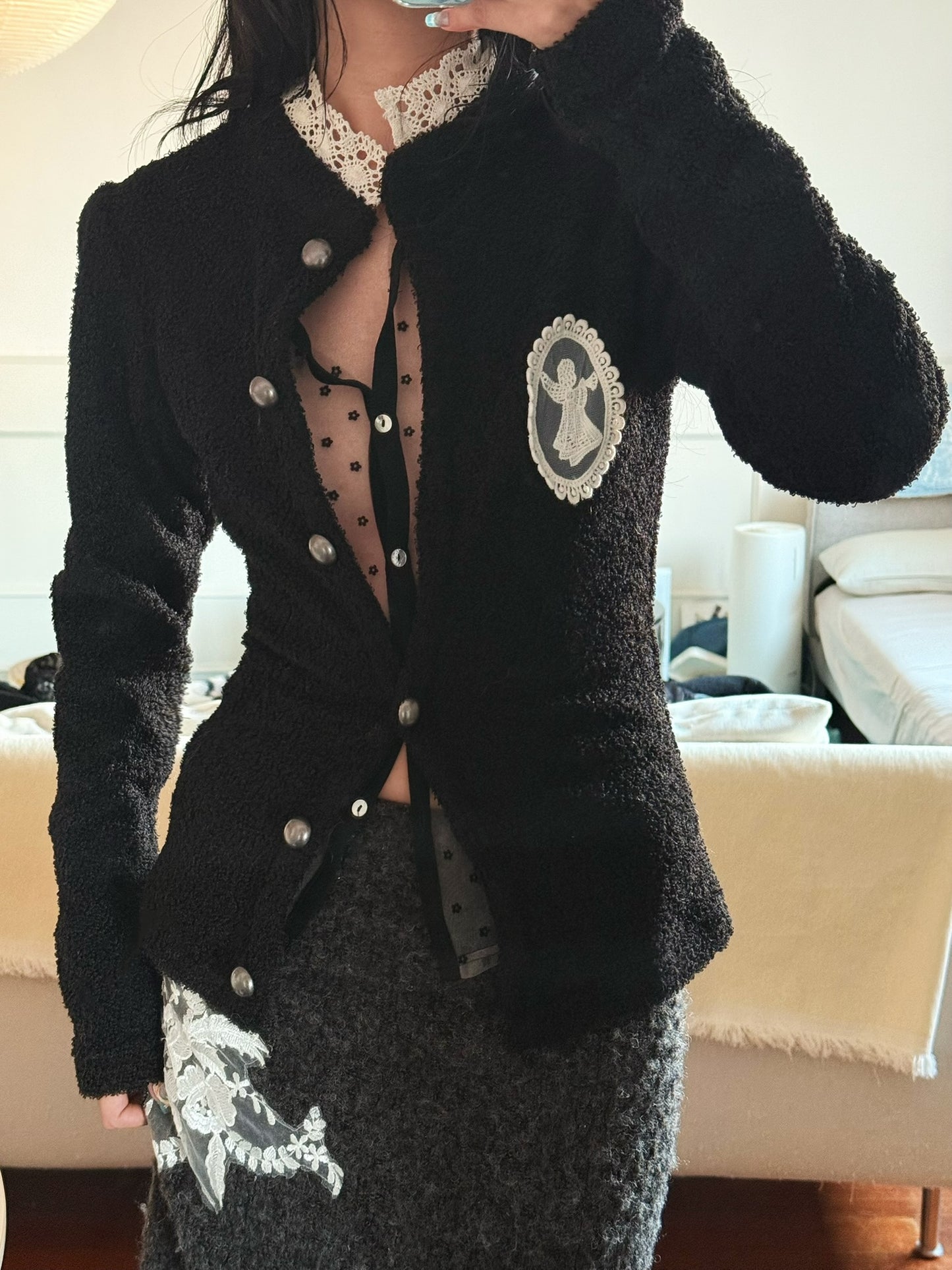 Black knitted woolen sweater / blouse