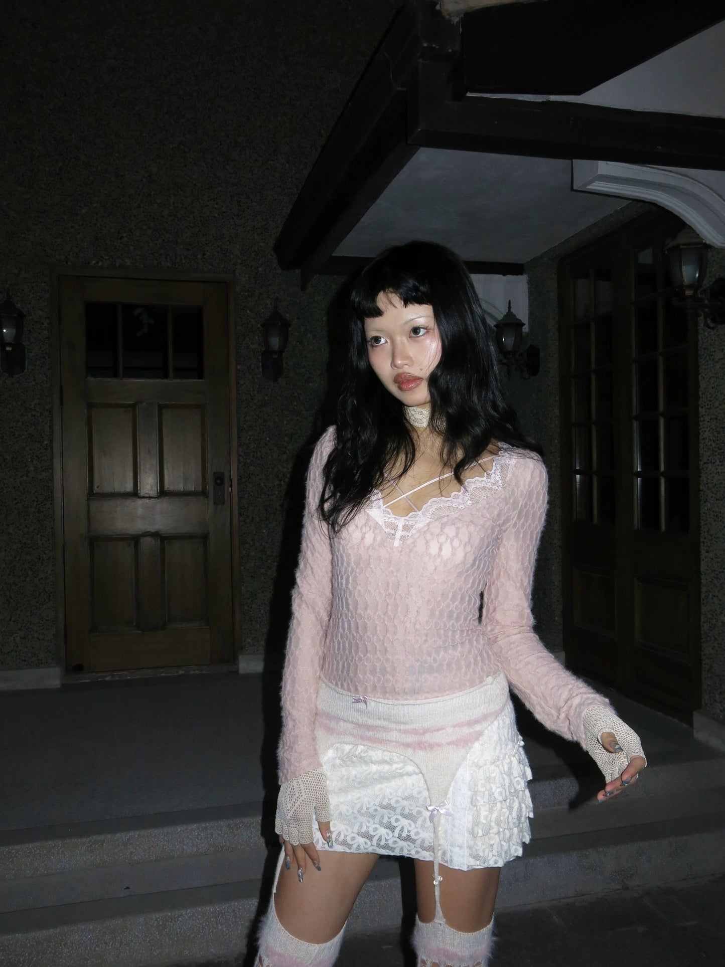 Light pink lace fitted stretch sheer long-sleeved base blouse