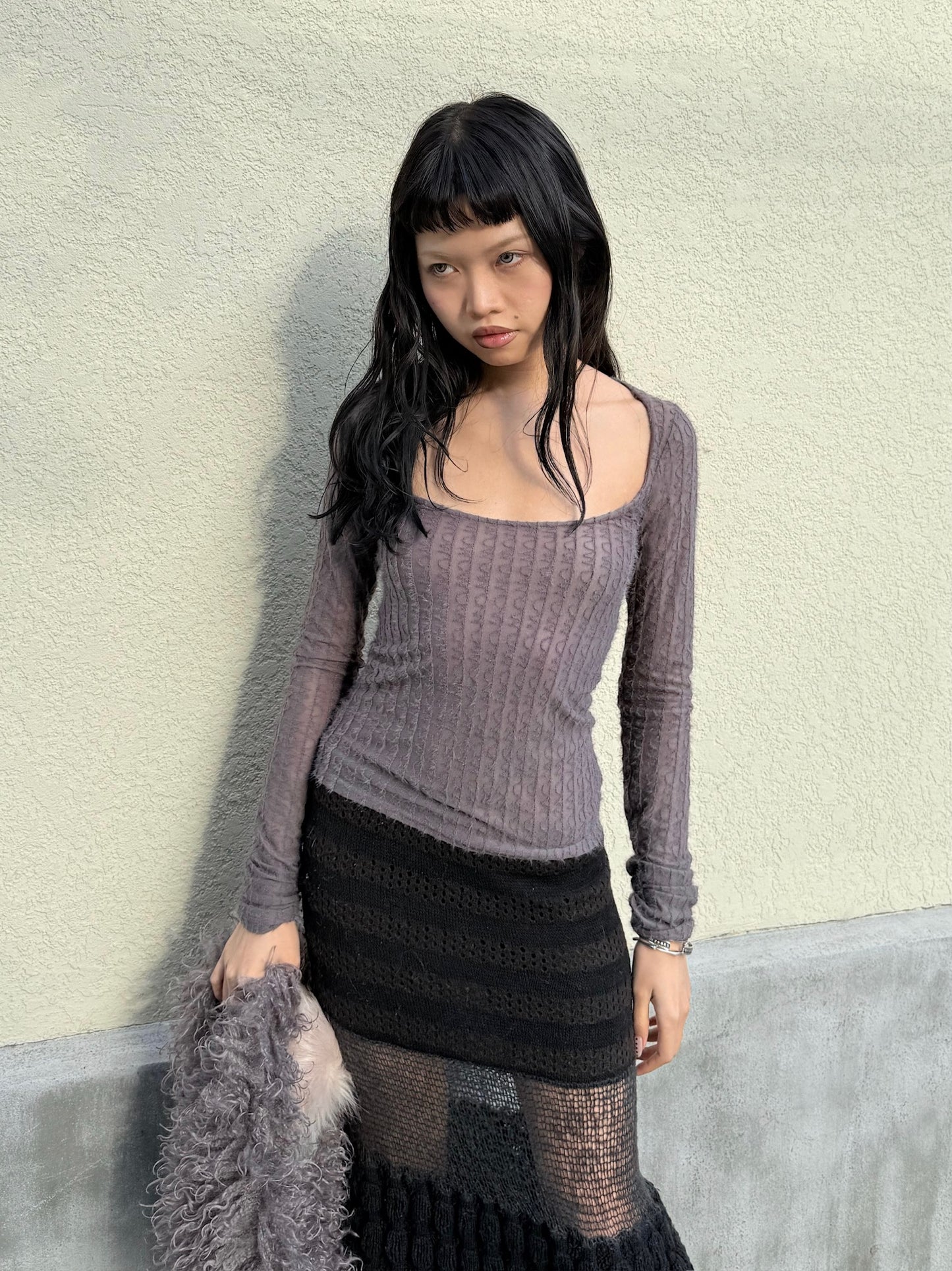 Big neckline purple-grey top