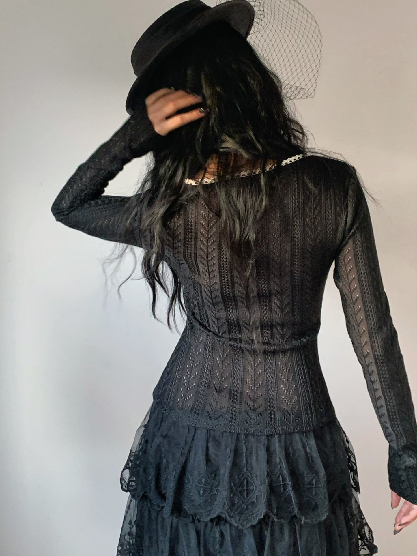Black and white lace vintage thick knitted mid-length half skirt with elastic waistband