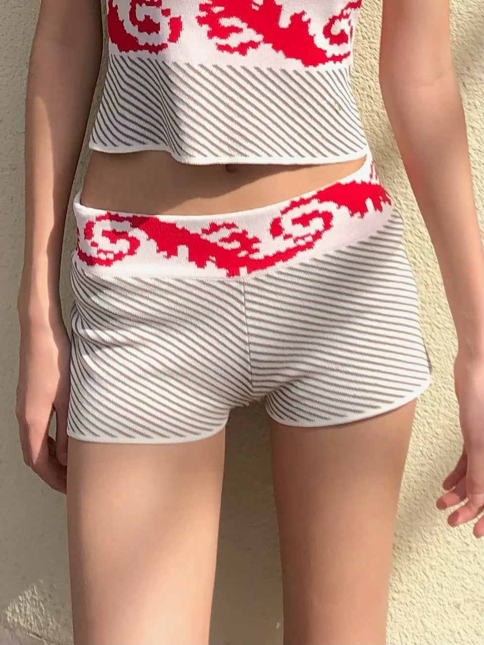 Red floral summer knit set - top + shorts