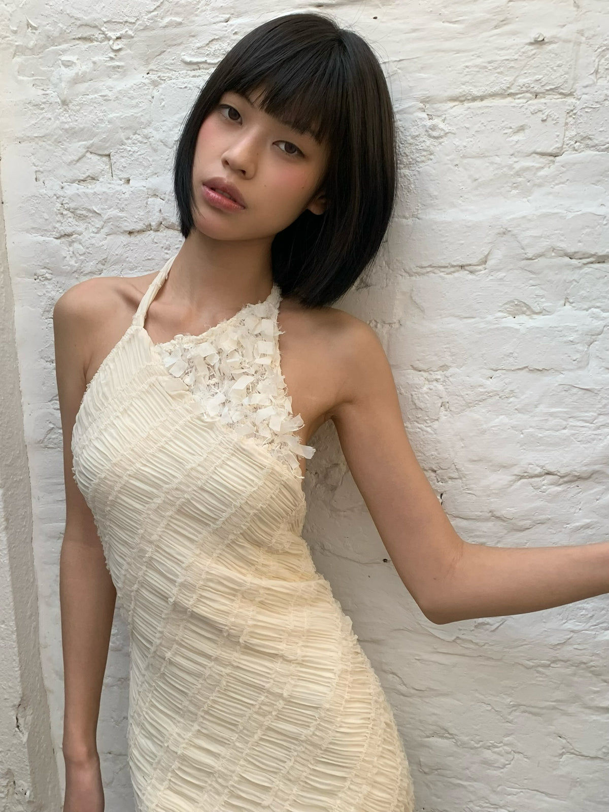 Pleated light beige fitted backless dress