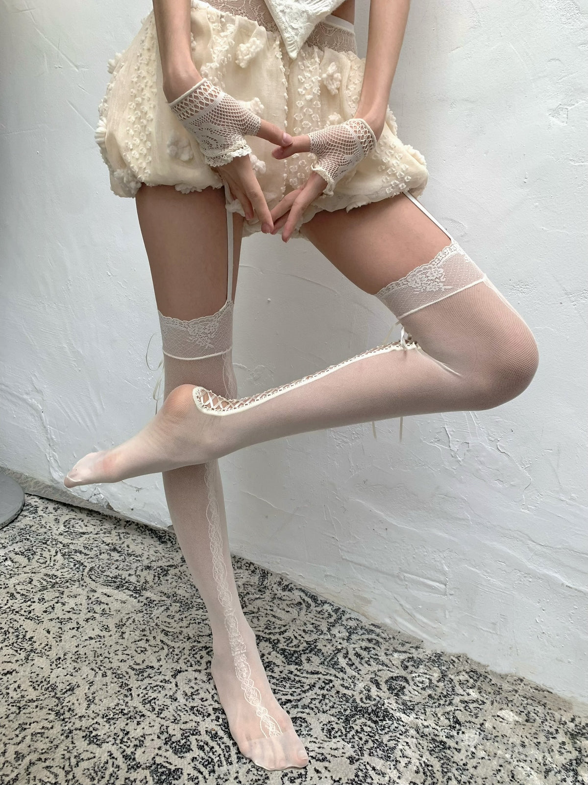 Beigequality suspenders stockings