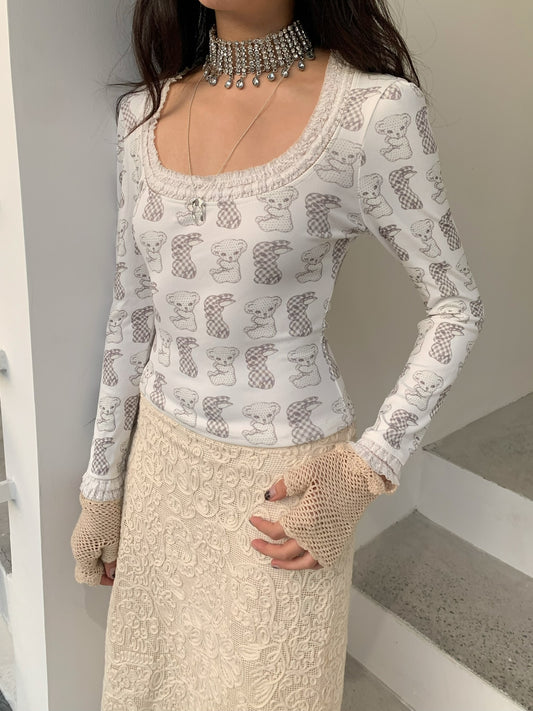 Cute printed lace wide-neck fitted stretch long-sleeved top