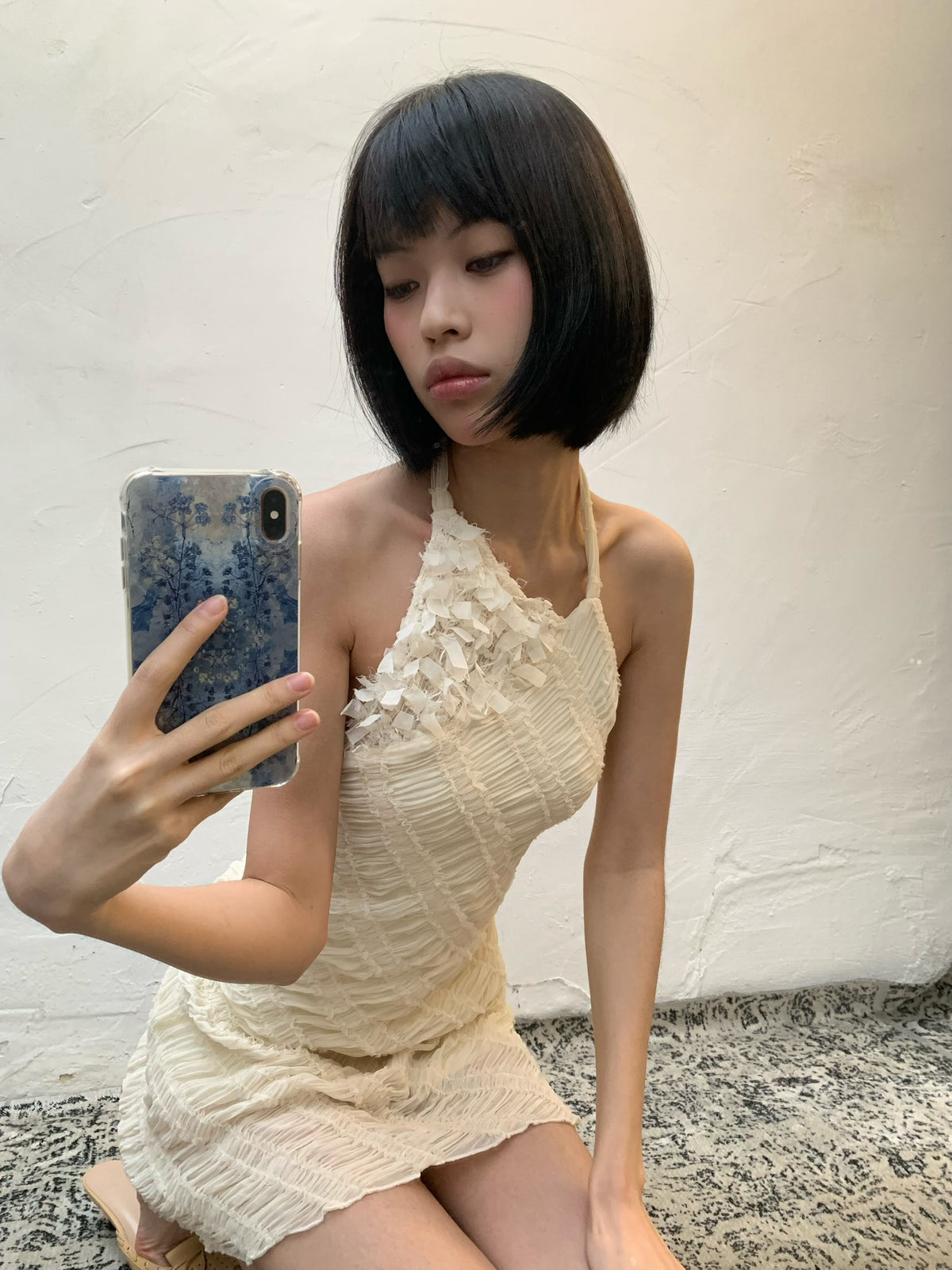 Pleated light beige fitted backless dress