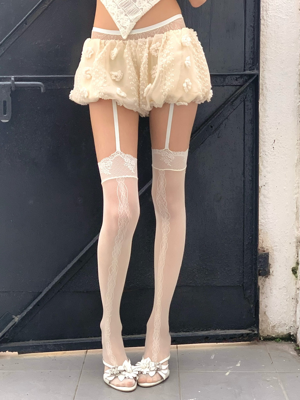 Beigequality suspenders stockings