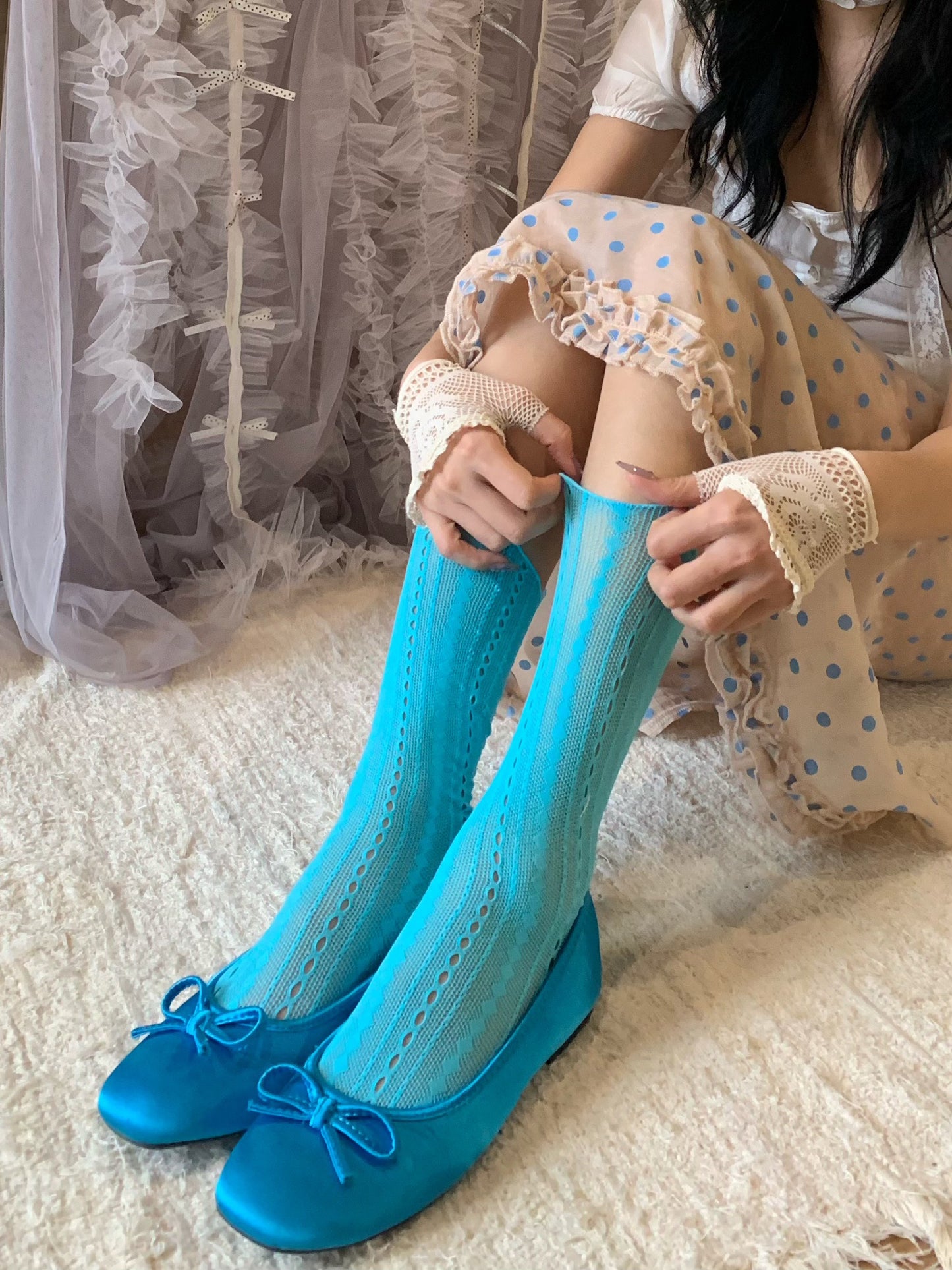 Blue vertical stripe ankle socks