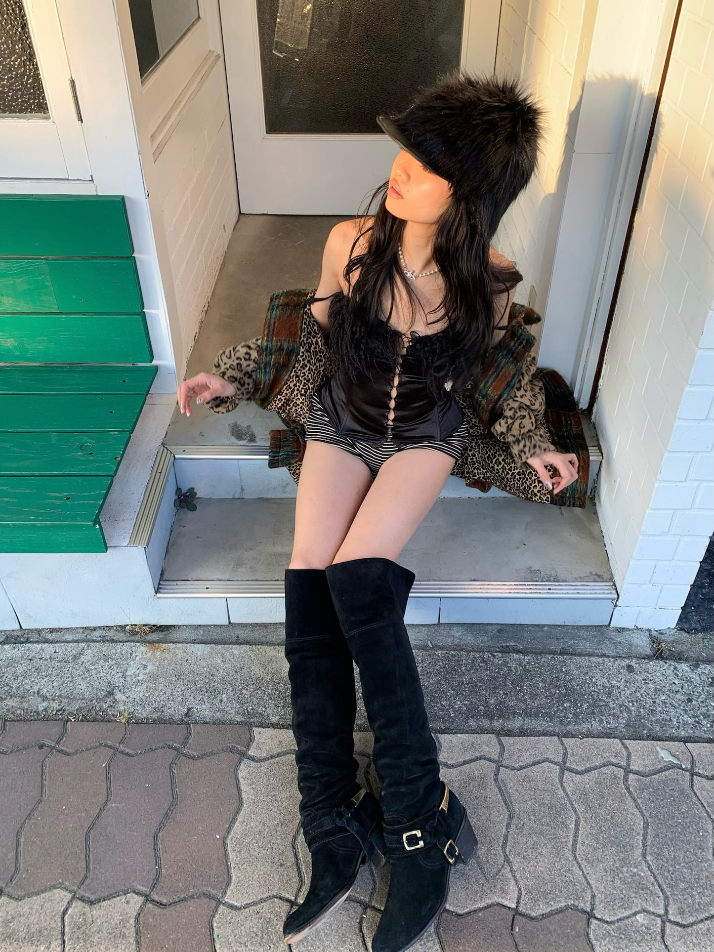 Furry black warm autumn/winter knight hat
