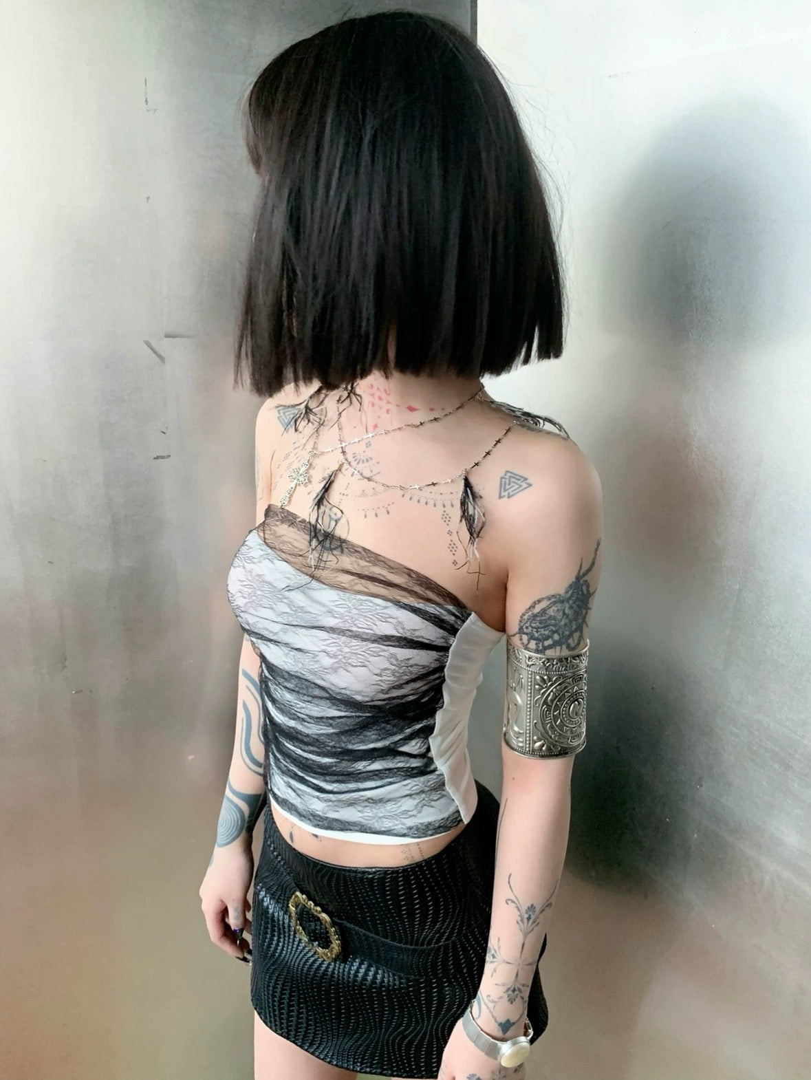 Visual Slimming double layer strapless top