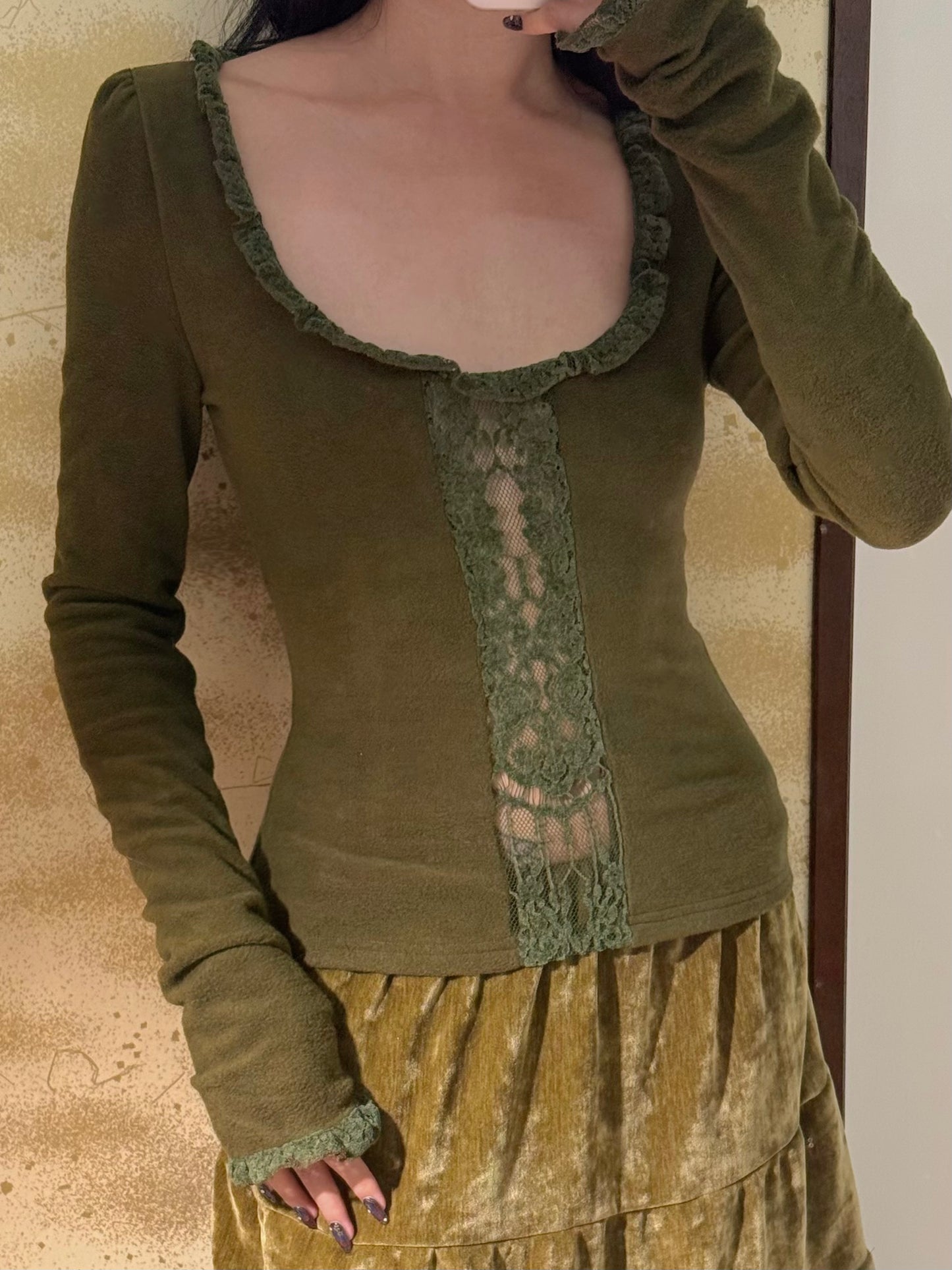 Shade Green Vintage Lace Long-Sleeved Turtleneck Top