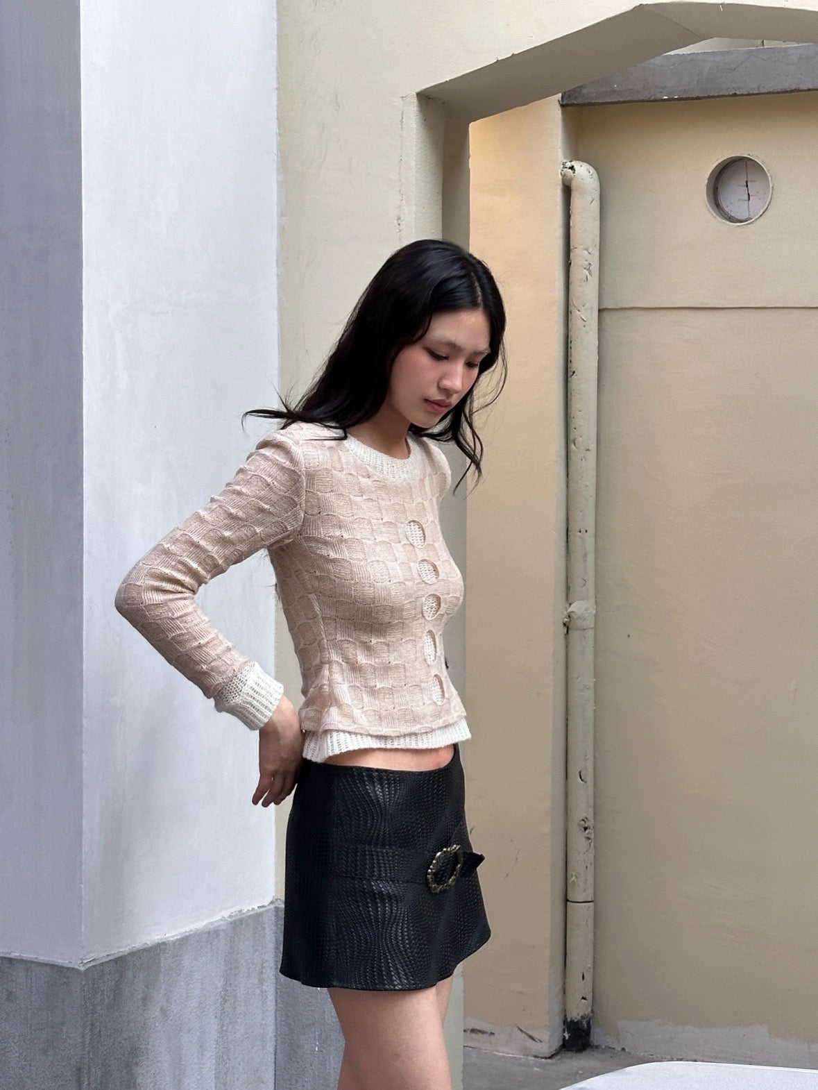 Warm and soft two-in-one top (beige or black)